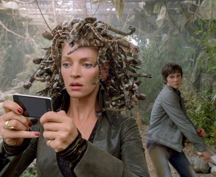 Uma Therman Wearing A Medusa Costume Uma Therman Wearing A Medusa Costume