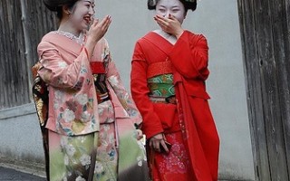 Geisha Costumes