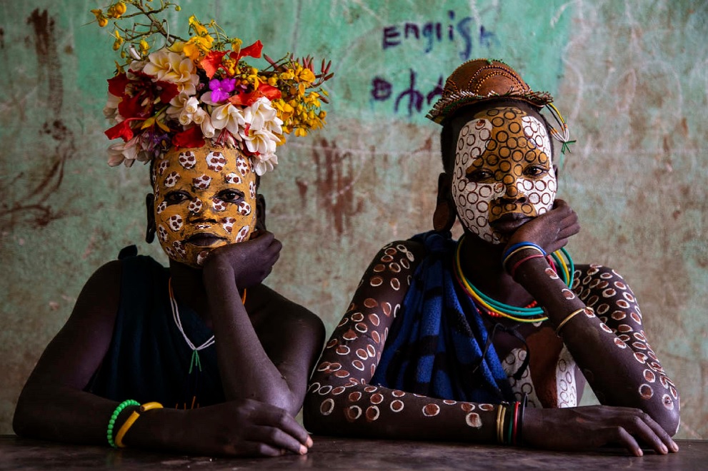 African Tribes in Focus: 25 Vibrant and Authentic Photographs